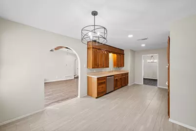 2001 San Jacinto Drive, Arlington, TX 76012 - Photo 3