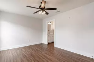 421 S Bonner St, Jacksonville, TX 75766 - Photo 17