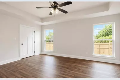 421 S Bonner Street, Jacksonville, TX 75766 - Photo 13