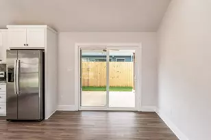 421 S Bonner St, Jacksonville, TX 75766 - Photo 11