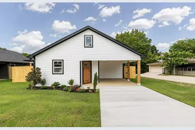 421 S Bonner Street, Jacksonville, TX 75766 - Photo 1
