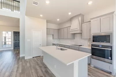 610 Crystal Lake Lane, Red Oak, TX 75154 - Photo 13