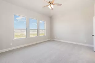 610 Crystal Lk Ln, Red Oak, TX 75154 - Photo 15