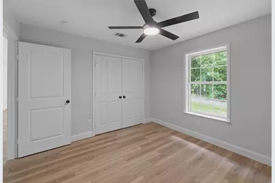 105 E Foggle Street, Athens, TX 75751 - Photo 23