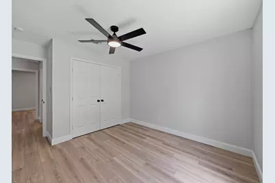 105 E Foggle Street, Athens, TX 75751 - Photo 25