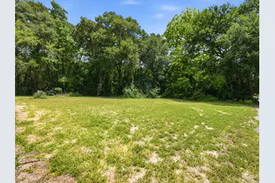 105 E Foggle Street, Athens, TX 75751 - Photo 29