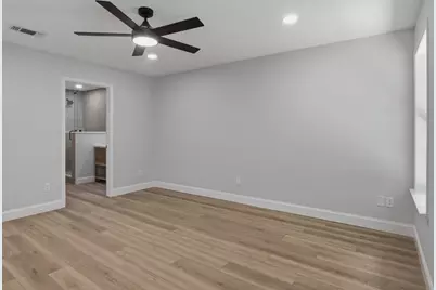 105 E Foggle Street, Athens, TX 75751 - Photo 17