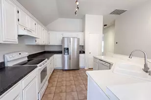 7008 Chateau Dr, Frisco, TX 75035 - Photo 19
