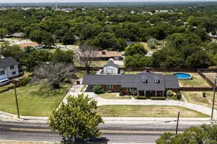 405 N Wickham St, Alvord, TX 76225 - Photo 35