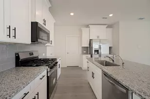 4321 Croton Spg Trl, Little Elm, TX 75068 - Photo 5