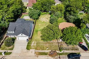 3725 Vineyard Dr, Dallas, TX 75212 - Photo 1