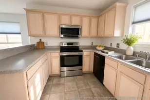 959 Aaron Dr, Burleson, TX 76028 - Photo 5