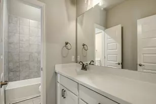 1112 Putman Dr, McKinney, TX 75071 - Photo 9