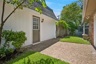 10503 Berry Knoll Dr, Dallas, TX 75230 - Photo 15