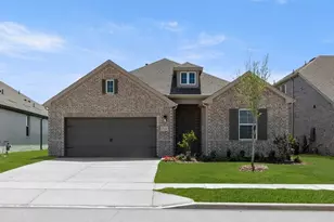 653 Tyronza Dr, Justin, TX 76247 - Photo 3