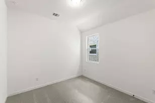 653 Tyronza Dr, Justin, TX 76247 - Photo 21