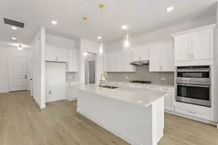 653 Tyronza Dr, Justin, TX 76247 - Photo 5