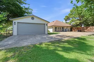 835 Cross Timbers Drive, Double Oak, TX 75077 - Photo 35