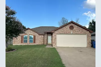 1012 High Crest Drive, Azle, TX 76020 - Photo 1