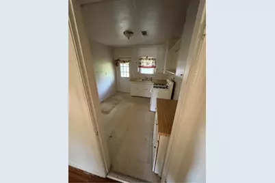 804 W Bridge Street, Weatherford, TX 76086 - Photo 3