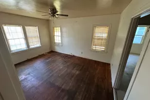 804 W Bridge St, Weatherford, TX 76086 - Photo 5
