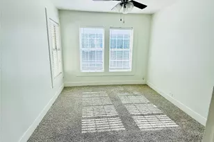 814 W College St, Sherman, TX 75092 - Photo 7
