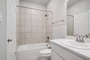 1425 Waverley Dr, Greenville, TX 75402 - Photo 23