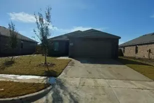1425 Waverley Dr, Greenville, TX 75402 - Photo 1