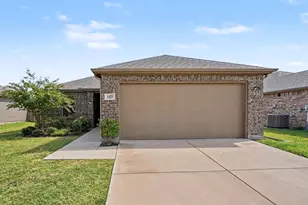 1425 Waverley Dr, Greenville, TX 75402 - Photo 3