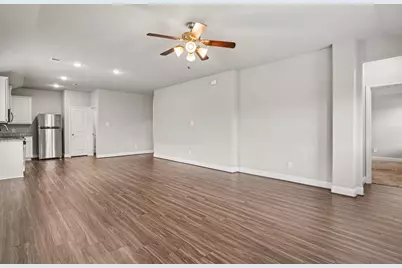 1425 Waverley Drive, Greenville, TX 75402 - Photo 9