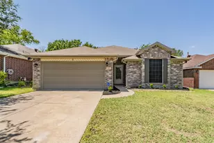 913 Mill Spring Dr, Garland, TX 75040 - Photo 1