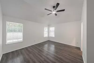 913 Mill Spring Drive, Garland, TX 75040 - Photo 17