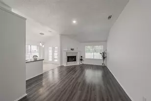 913 Mill Spring Dr, Garland, TX 75040 - Photo 7