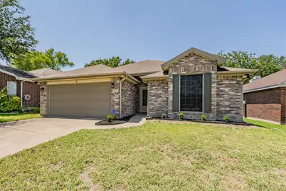 913 Mill Spring Drive, Garland, TX 75040 - Photo 3