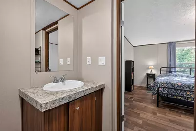 904 Pawnee Trail, Granbury, TX 76048 - Photo 19
