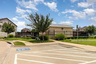 2413 Siskiyou St, Lewisville, TX 75056 - Photo 25
