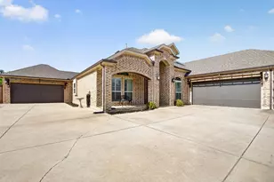 4225 Rustic Timbers Dr, Fort Worth, TX 76244 - Photo 3
