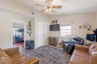 917 Grande Dr, Mesquite, TX 75149 - Photo 9
