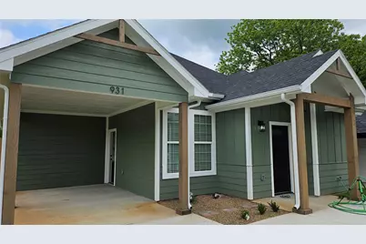 931 West Elm Street, Denison, TX 75020 - Photo 1