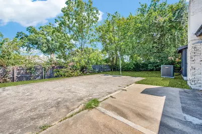 7501 Bermejo Road, Fort Worth, TX 76112 - Photo 13
