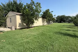 22598 Arapaho Rd, Justin, TX 76247 - Photo 13