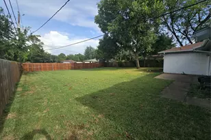 304 Salem Dr, Euless, TX 76039 - Photo 19