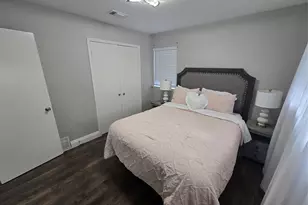304 Salem Dr, Euless, TX 76039 - Photo 17