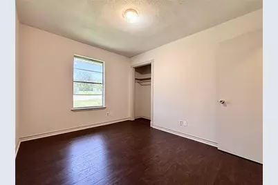 209 Prairie Avenue, Rogers, TX 76569 - Photo 13
