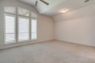 5729 Lake Jackson Dr, Fort Worth, TX 76126 - Photo 21