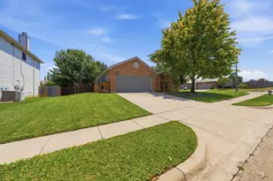 14016 Cedar Post Dr, Fort Worth, TX 76052 - Photo 21