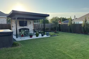 1453 Eagle Nest Dr, Pelican Bay, TX 76020 - Photo 3