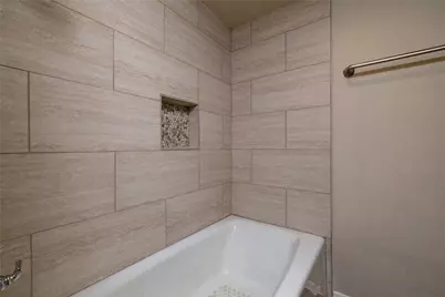 4920 Byers Avenue #B, Fort Worth, TX 76107 - Photo 31