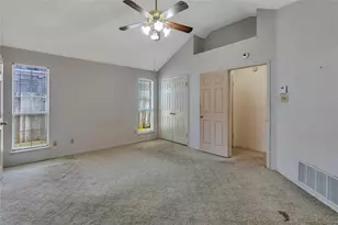 5206 Rio Ct, Arlington, TX 76017 - Photo 7