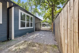 406 S Montreal Ave, Dallas, TX 75208 - Photo 23